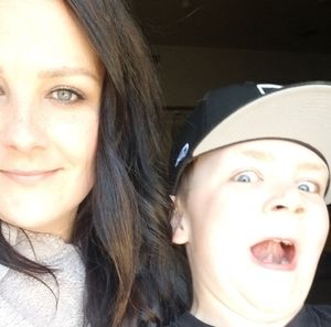 Meet your Posher, Dana